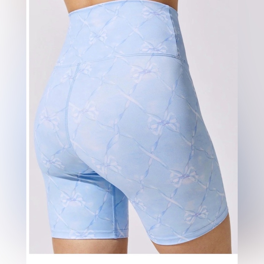 LOVESHACKFANCY X BEACH RIOT Bike Short BEAUX BLUE TIE DYE Size XS - Picture 4 of 7